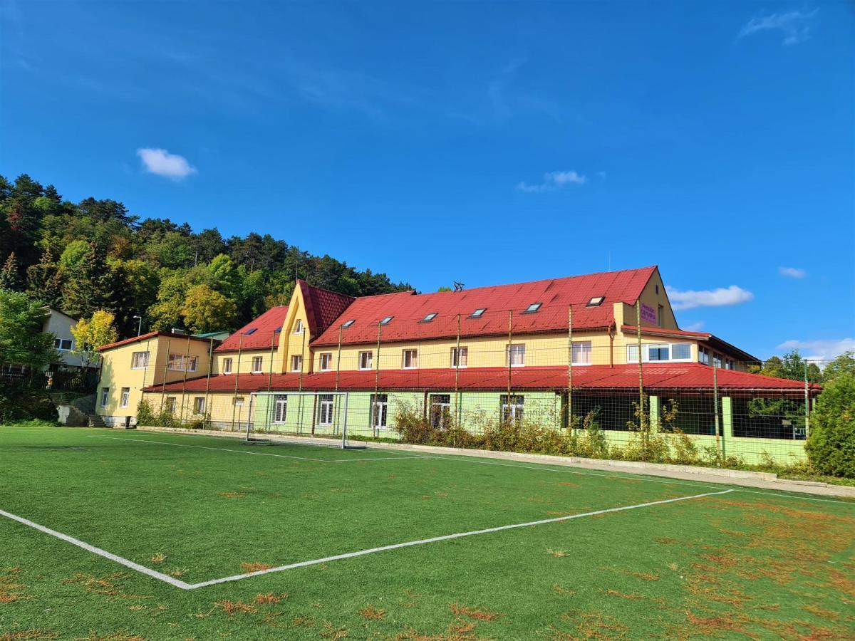 Penzion Olympia Banská Bystrica Exterior foto